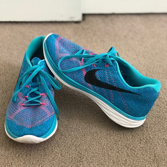 nike flyknit lunar 3 womens